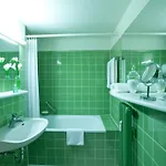 Rheinhof By Gerda Good Living - Digital Access Aparthotel Meerbusch