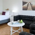 Rheinhof By Gerda Good Living - Digital Access Aparthotel Meerbusch