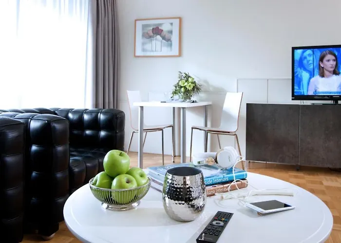 Rheinhof By Gerda Good Living - Digital Access Aparthotel Meerbusch